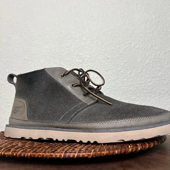 UGG NEUMEL UNLINED LEATHER CHARCOAL MENS US 11 - Picture 2 of 10